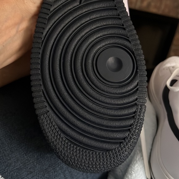 Nike Air Force 1 Low - Picture 11 of 11